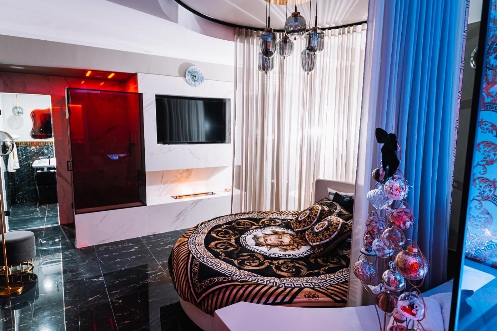 Versace Luxury Room Corleone Esterno foto